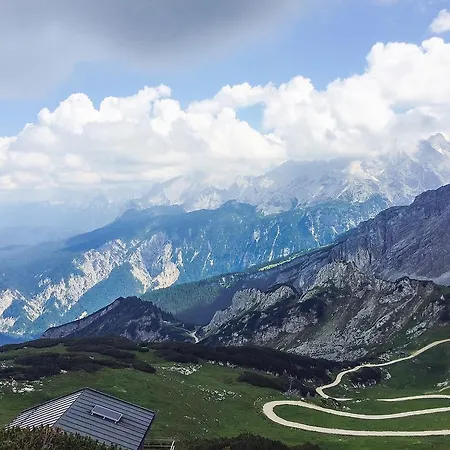 Holiday Fruhlingstrasse * Garmisch-Partenkirchen
