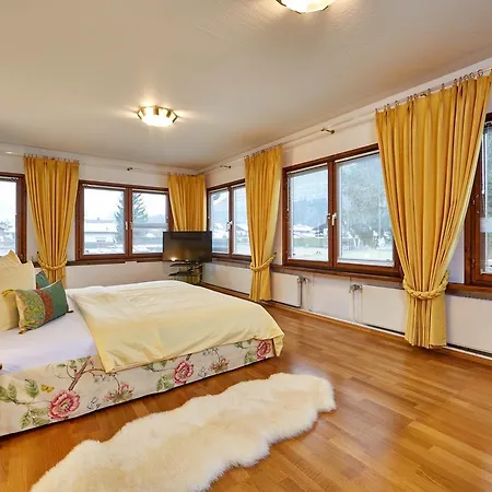 Holiday Fruhlingstrasse Feriehus Garmisch-Partenkirchen
